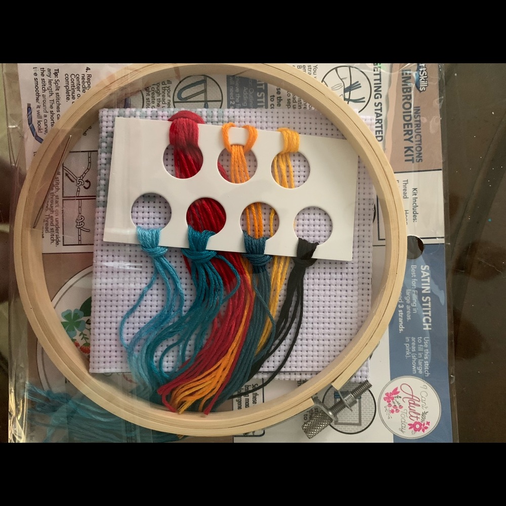 Embroidery Kit - Picture 5 of 6